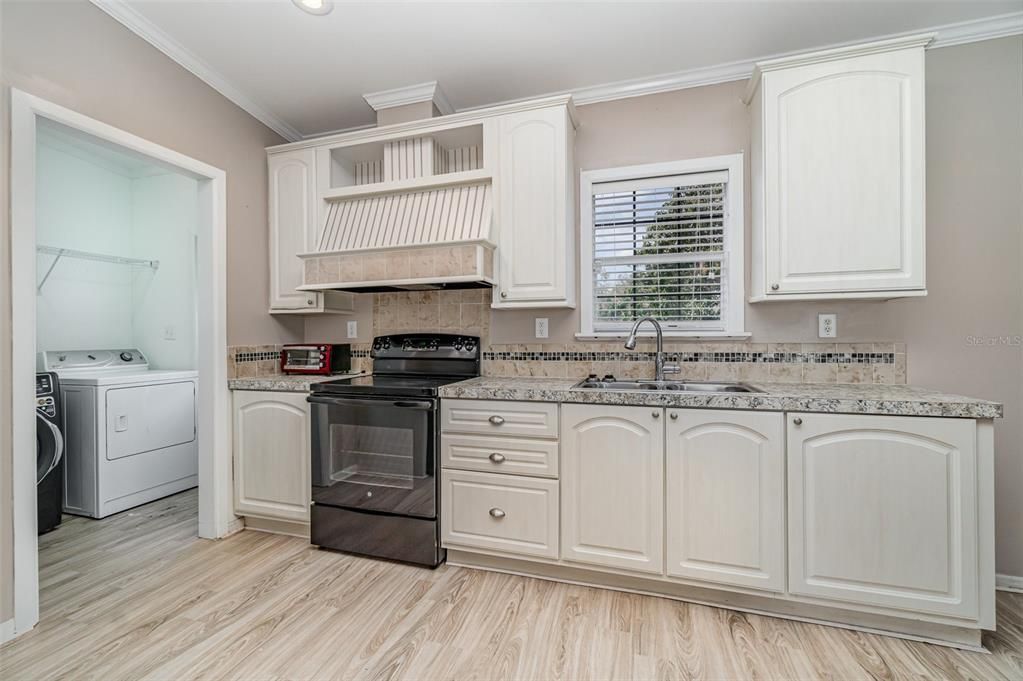 For Rent: $2,000 (3 beds, 2 baths, 1440 Square Feet)