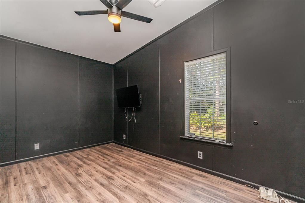 For Rent: $2,000 (3 beds, 2 baths, 1440 Square Feet)