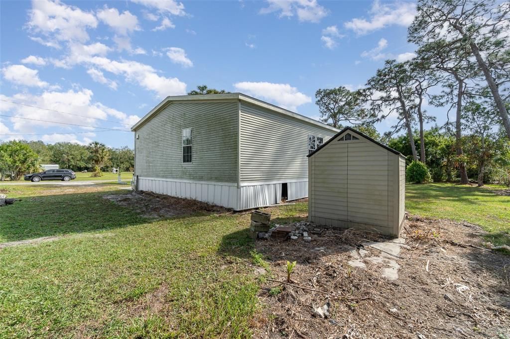 For Rent: $2,000 (3 beds, 2 baths, 1440 Square Feet)