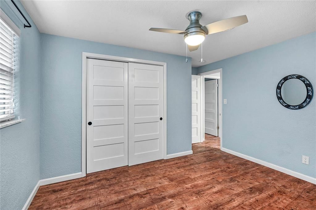 For Sale: $795,000 (2 beds, 1 baths, 816 Square Feet)