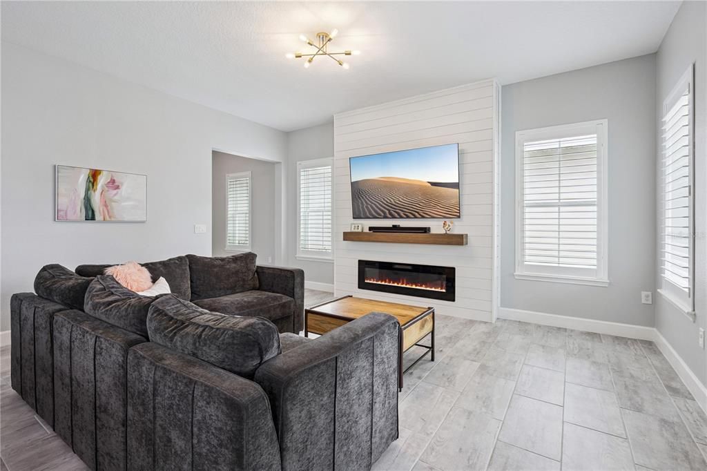 For Sale: $865,000 (4 beds, 3 baths, 2445 Square Feet)