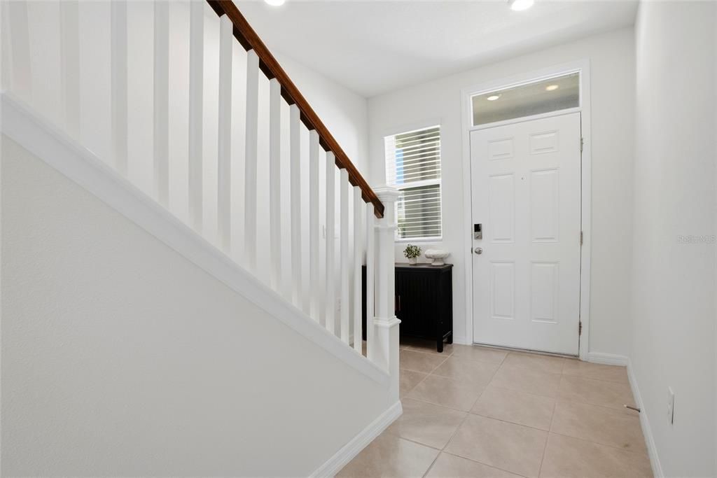 En Venta: $386,000 (3 camas, 2 baños, 1961 Pies cuadrados)
