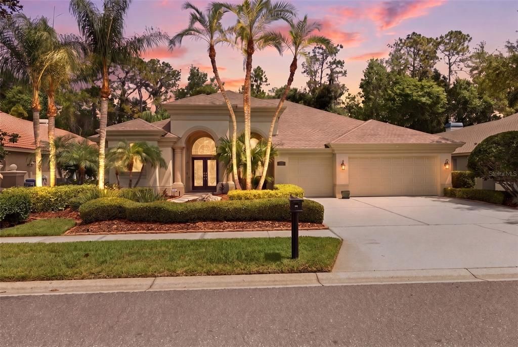 For Sale: $830,000 (4 beds, 3 baths, 2677 Square Feet)