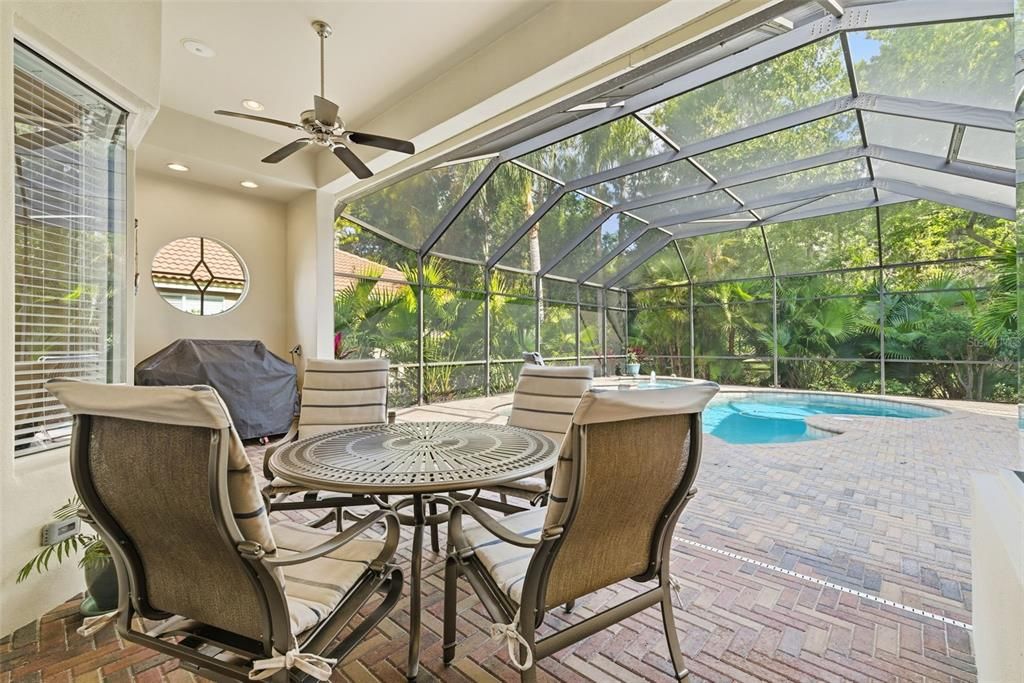 For Sale: $830,000 (4 beds, 3 baths, 2677 Square Feet)