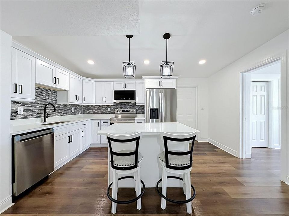 For Sale: $429,900 (4 beds, 2 baths, 1491 Square Feet)
