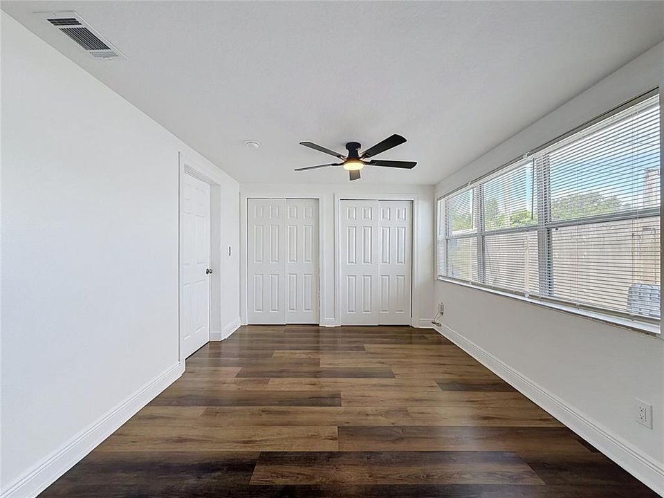 For Sale: $429,900 (4 beds, 2 baths, 1491 Square Feet)