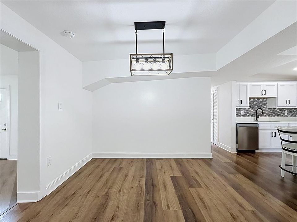 For Sale: $429,900 (4 beds, 2 baths, 1491 Square Feet)