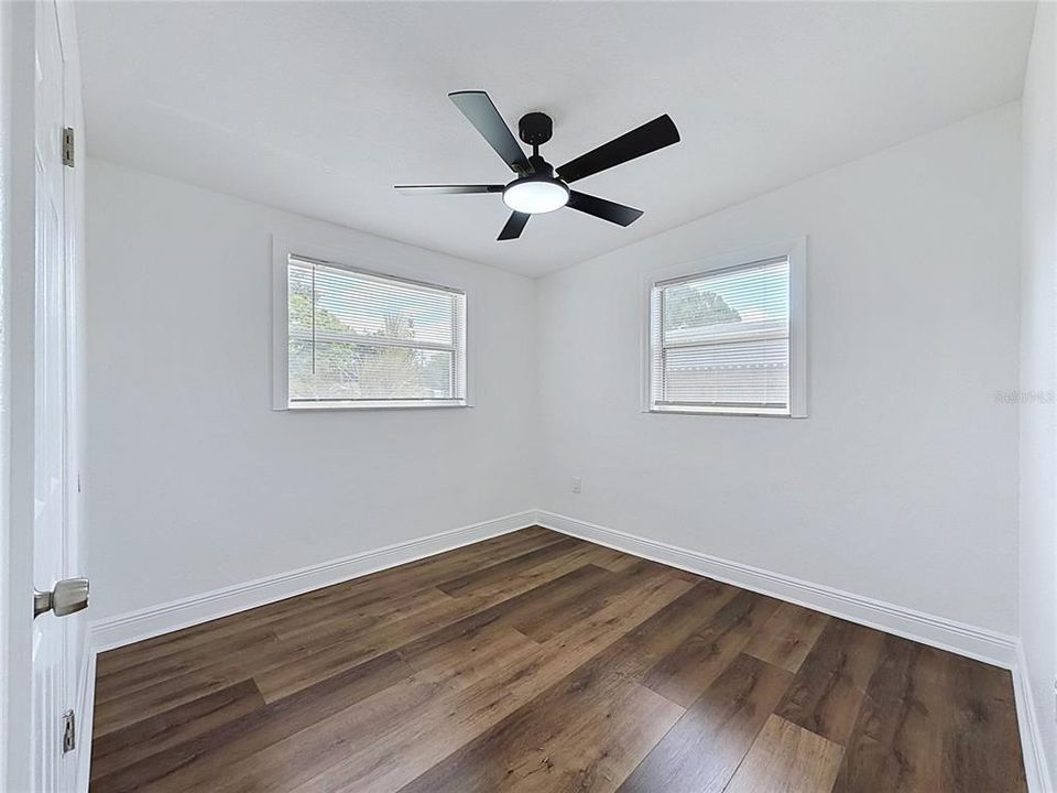 For Sale: $429,900 (4 beds, 2 baths, 1491 Square Feet)