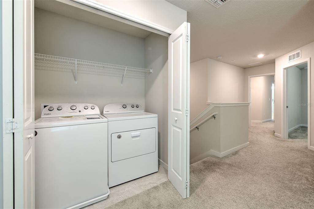 For Rent: $2,400 (3 beds, 2 baths, 1818 Square Feet)
