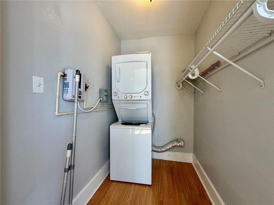 For Rent: $1,750 (1 beds, 1 baths, 650 Square Feet)
