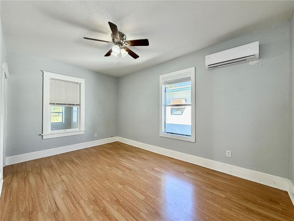 For Rent: $1,750 (1 beds, 1 baths, 650 Square Feet)