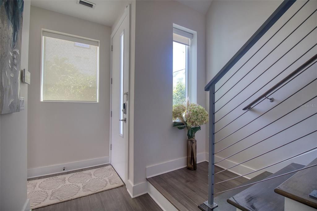 For Sale: $825,000 (3 beds, 3 baths, 2411 Square Feet)
