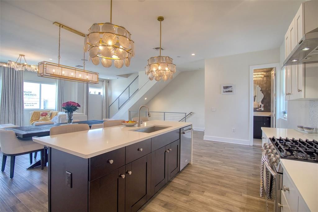 For Sale: $825,000 (3 beds, 3 baths, 2411 Square Feet)