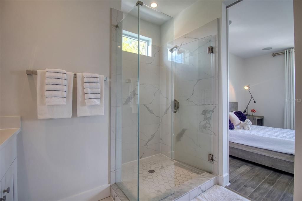 For Sale: $825,000 (3 beds, 3 baths, 2411 Square Feet)