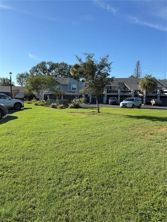 For Sale: $228,000 (2 beds, 2 baths, 1010 Square Feet)