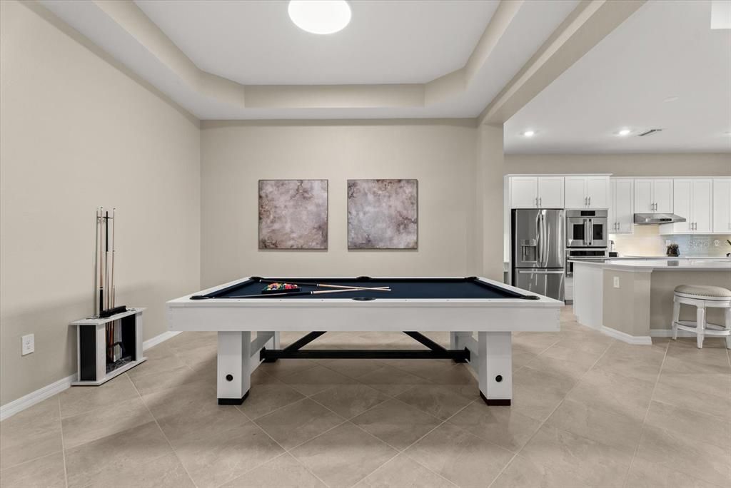 En Venta: $650,000 (3 camas, 2 baños, 2078 Pies cuadrados)