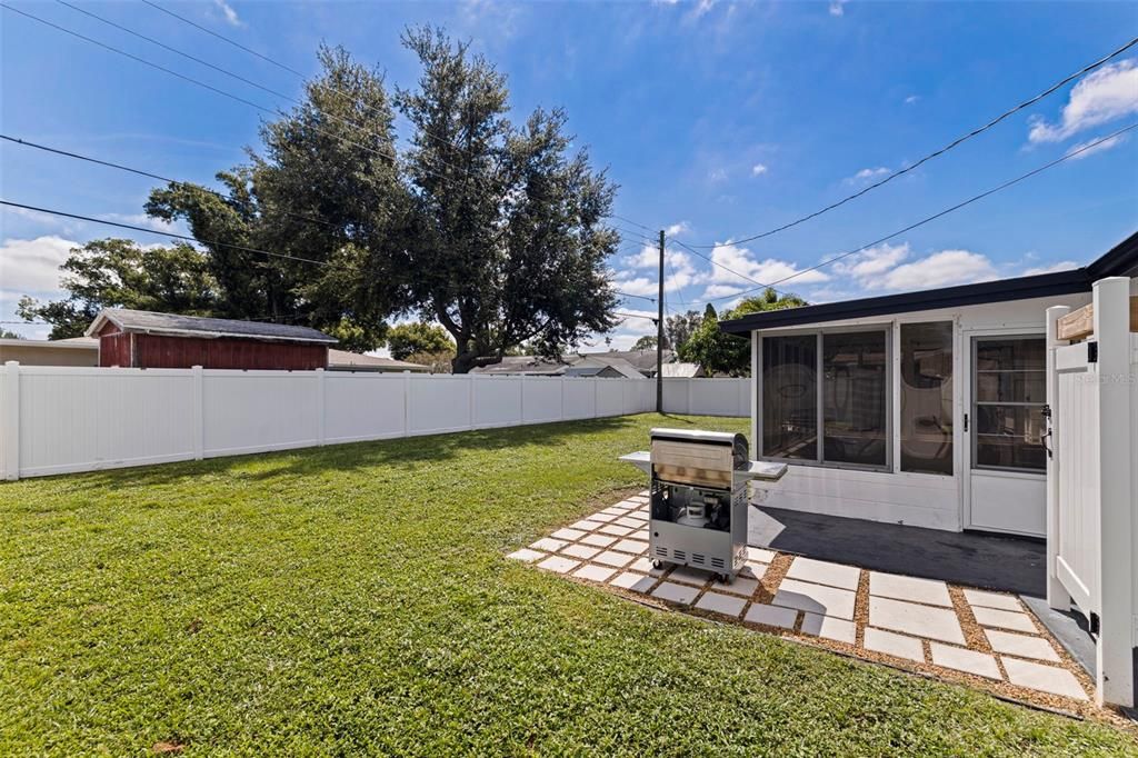 For Sale: $365,000 (2 beds, 1 baths, 1080 Square Feet)