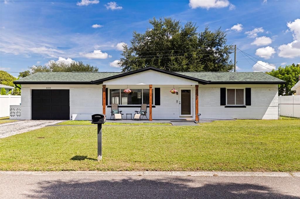 For Sale: $365,000 (2 beds, 1 baths, 1080 Square Feet)