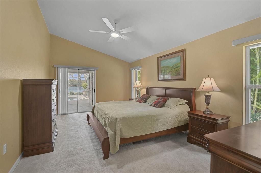 For Sale: $859,000 (3 beds, 3 baths, 2595 Square Feet)