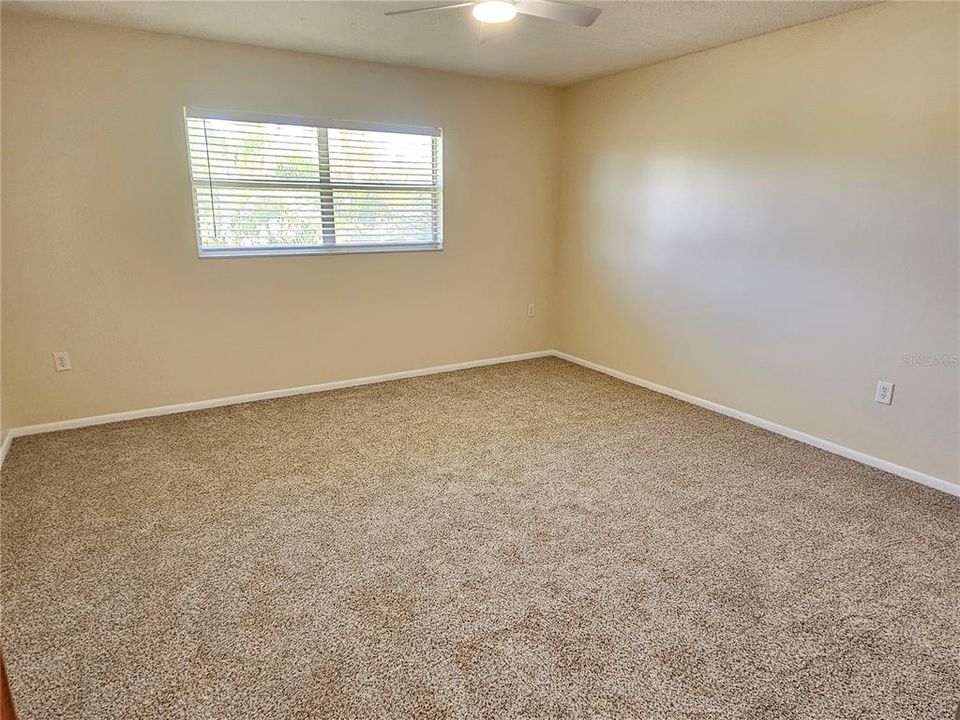 For Rent: $1,500 (2 beds, 1 baths, 954 Square Feet)