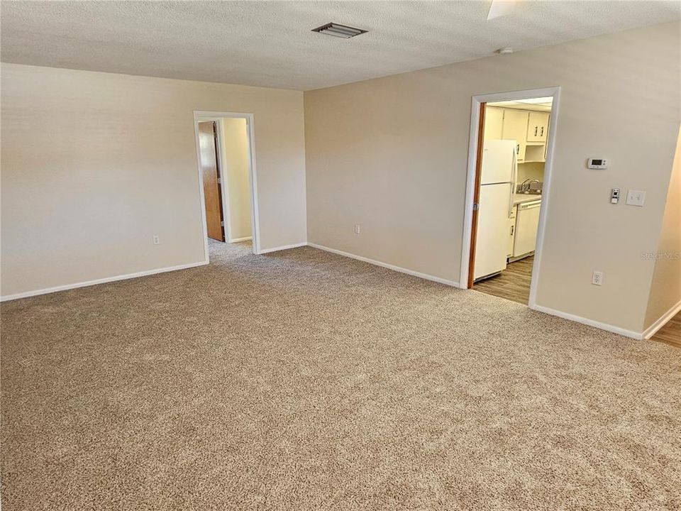 For Rent: $1,500 (2 beds, 1 baths, 954 Square Feet)