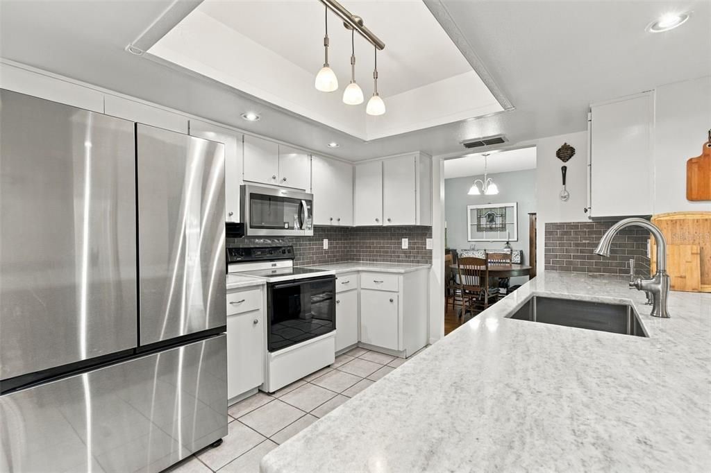 For Sale: $549,900 (4 beds, 3 baths, 2334 Square Feet)