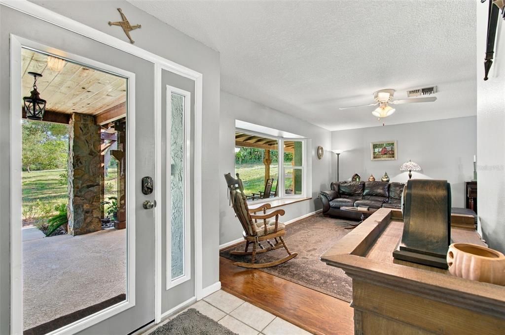 For Sale: $549,900 (4 beds, 3 baths, 2334 Square Feet)