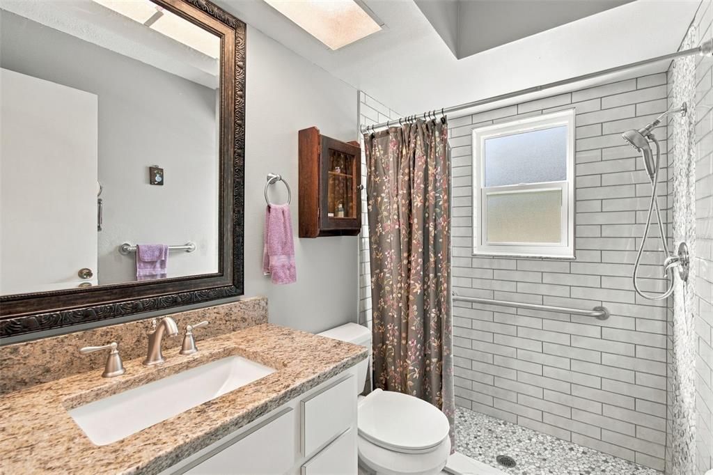 For Sale: $549,900 (4 beds, 3 baths, 2334 Square Feet)