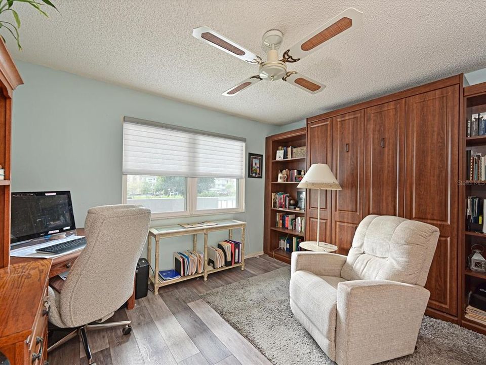 For Sale: $149,900 (2 beds, 2 baths, 1088 Square Feet)