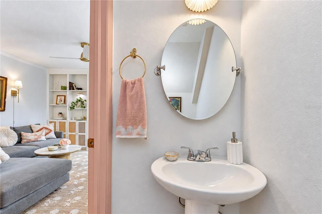 В аренду: $3,450 (2 спален, 2 ванн, 1038 Квадратных фут)