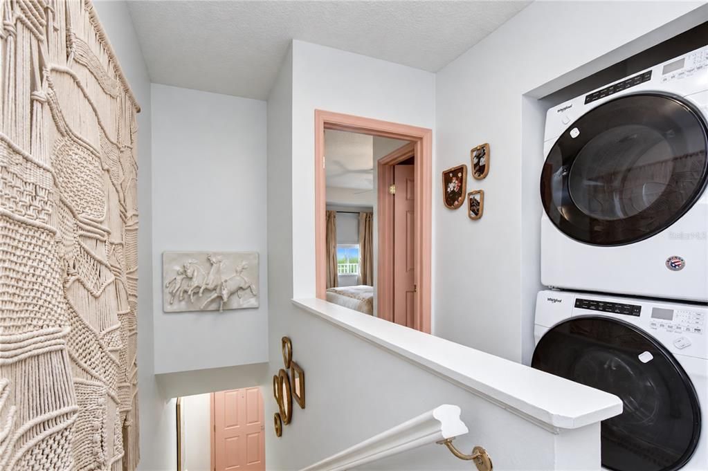 В аренду: $3,450 (2 спален, 2 ванн, 1038 Квадратных фут)
