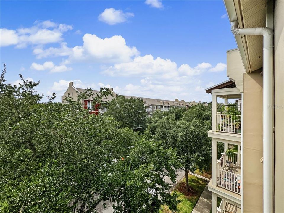 Activo con contrato: $625,000 (3 camas, 2 baños, 2136 Pies cuadrados)