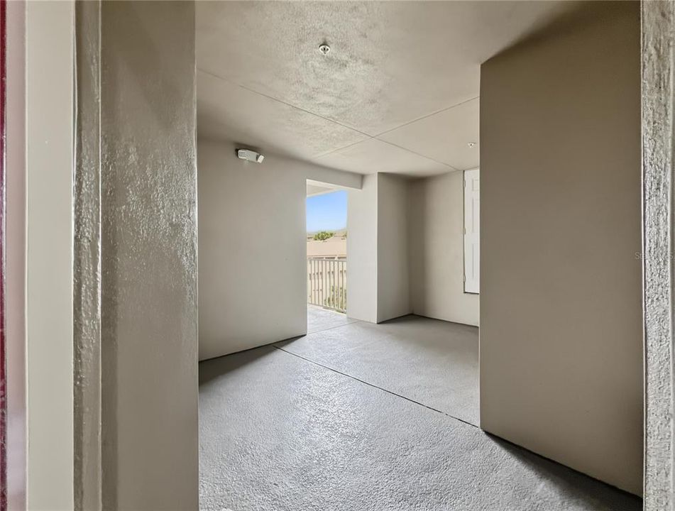 Activo con contrato: $625,000 (3 camas, 2 baños, 2136 Pies cuadrados)