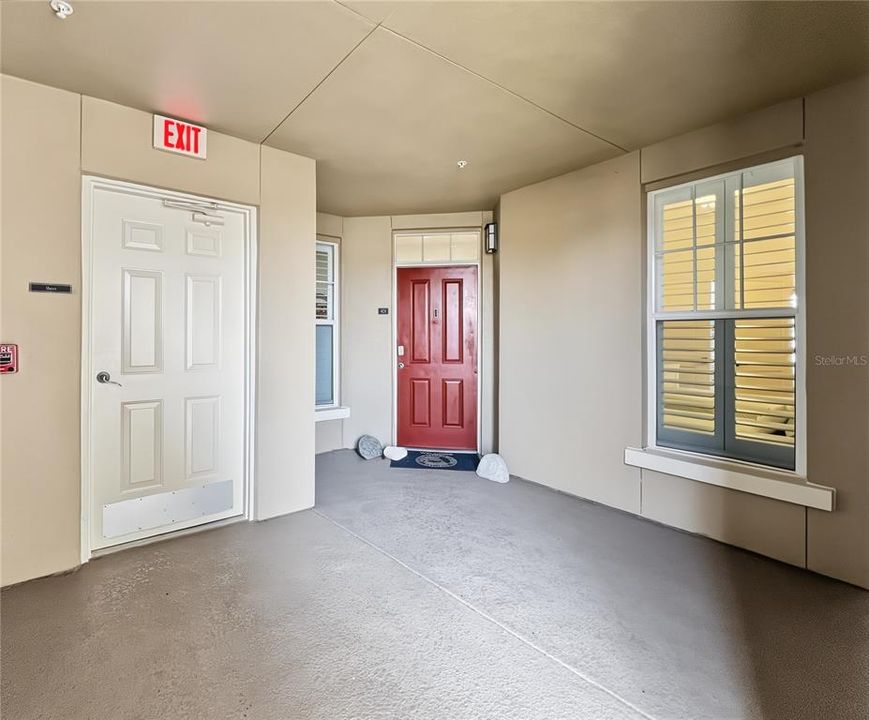Activo con contrato: $625,000 (3 camas, 2 baños, 2136 Pies cuadrados)