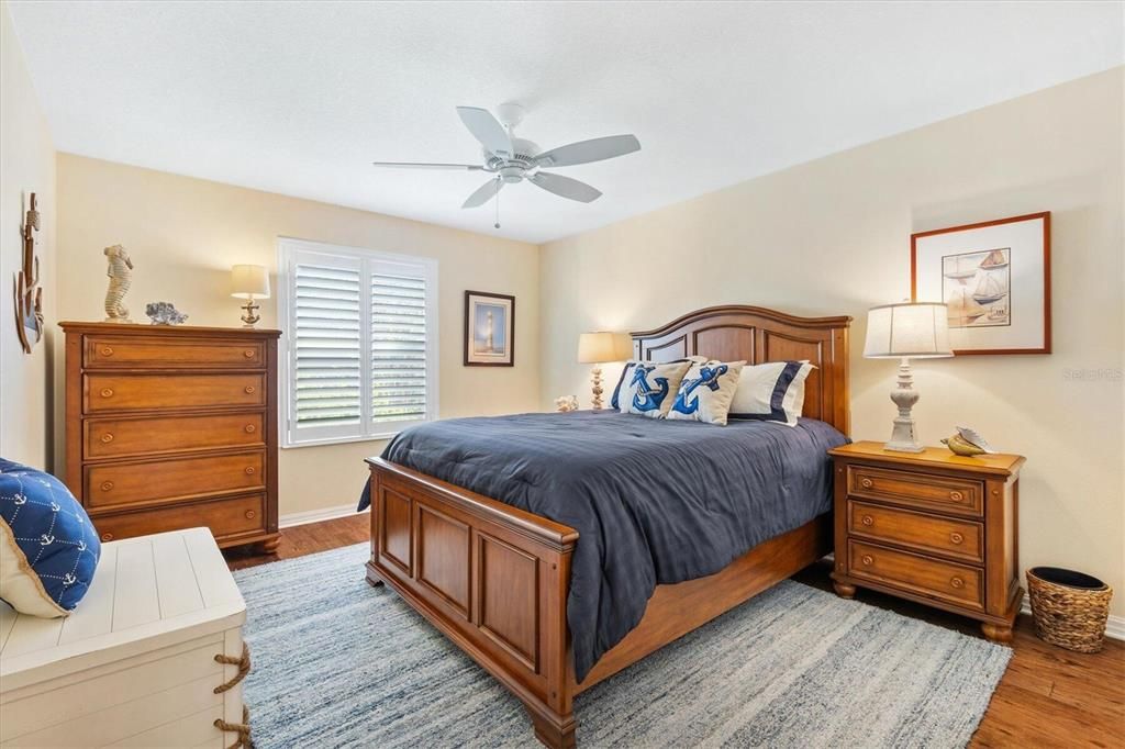 For Sale: $415,000 (3 beds, 2 baths, 1556 Square Feet)