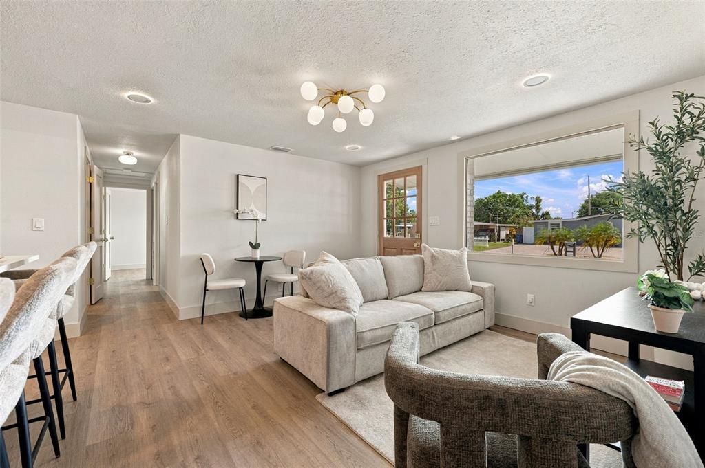 For Sale: $419,900 (4 beds, 2 baths, 1168 Square Feet)