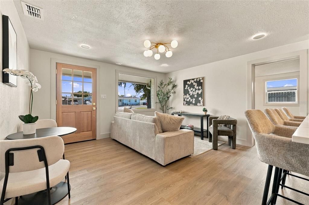 For Sale: $419,900 (4 beds, 2 baths, 1168 Square Feet)