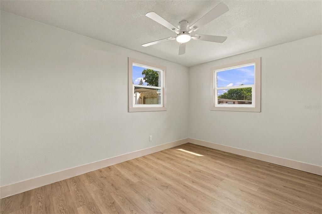 For Sale: $419,900 (4 beds, 2 baths, 1168 Square Feet)