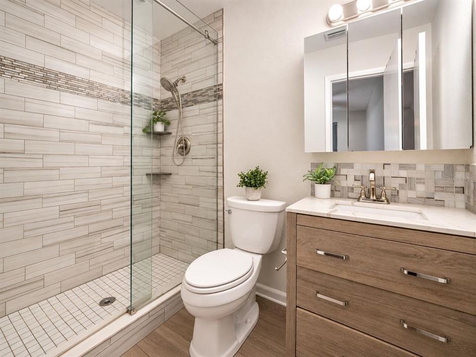 For Sale: $450,000 (3 beds, 2 baths, 1210 Square Feet)