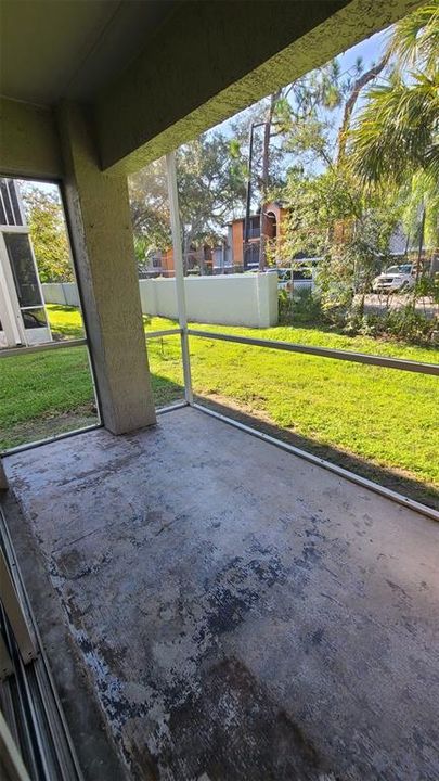 For Sale: $175,000 (2 beds, 1 baths, 980 Square Feet)