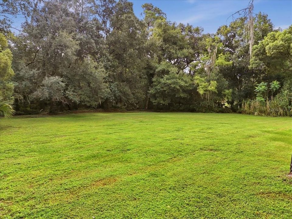 En Venta: $88,000 (0.77 acres)