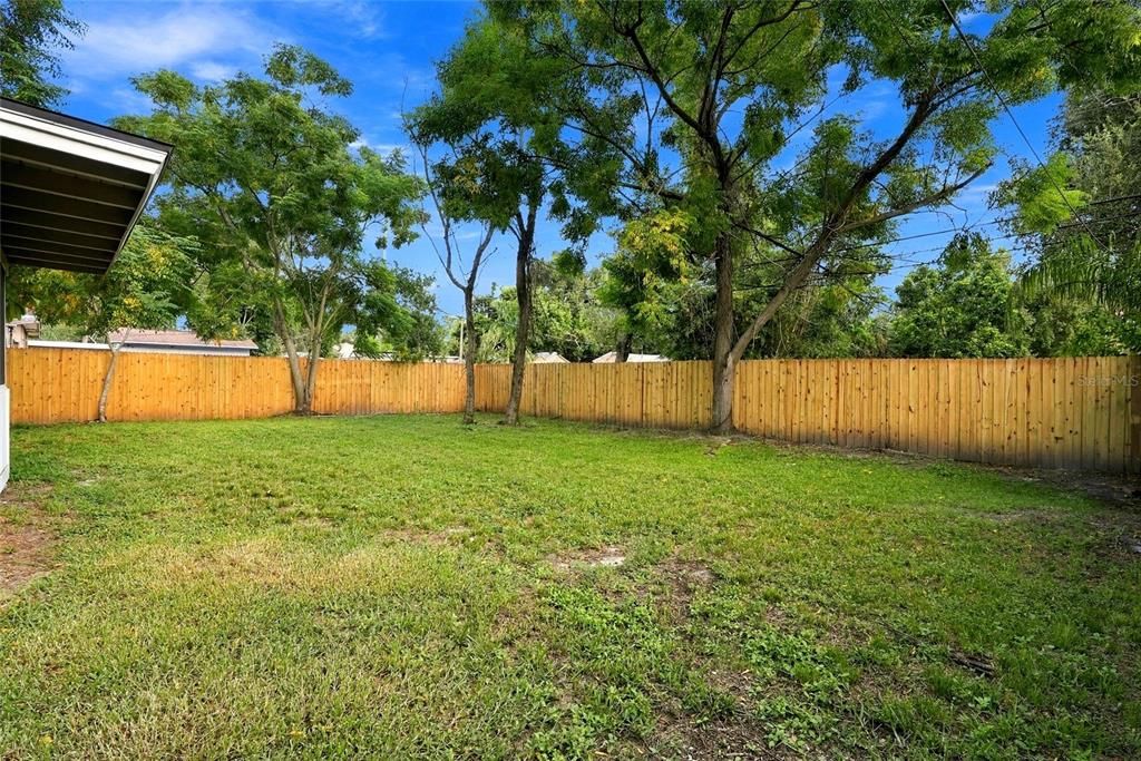 На продажу: $630,000 (3 спален, 2 ванн, 1620 Квадратных фут)