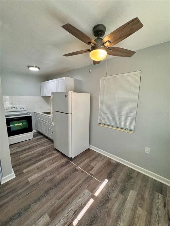 For Rent: $1,350 (1 beds, 1 baths, 600 Square Feet)