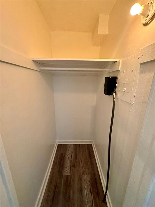 For Rent: $1,350 (1 beds, 1 baths, 600 Square Feet)