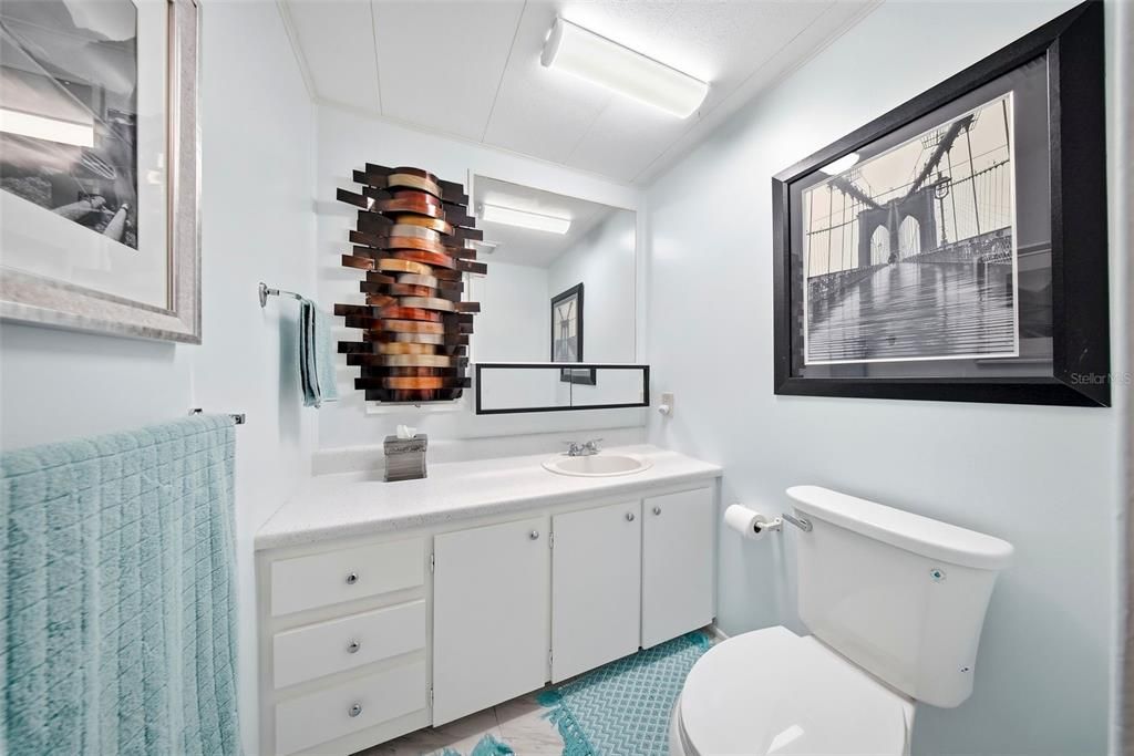 En Venta: $159,900 (2 camas, 2 baños, 1032 Pies cuadrados)