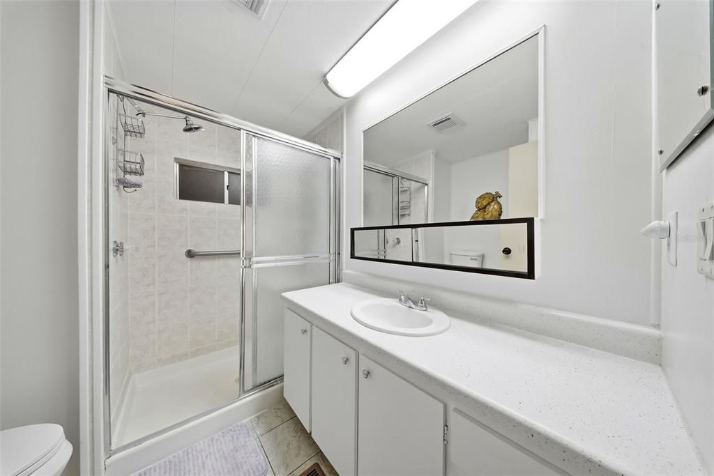 En Venta: $159,900 (2 camas, 2 baños, 1032 Pies cuadrados)