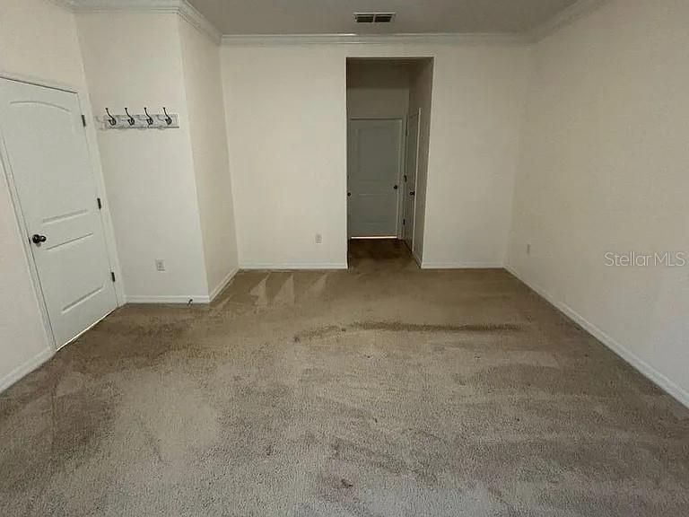 En Renta: $2,600 (4 camas, 2 baños, 2018 Pies cuadrados)