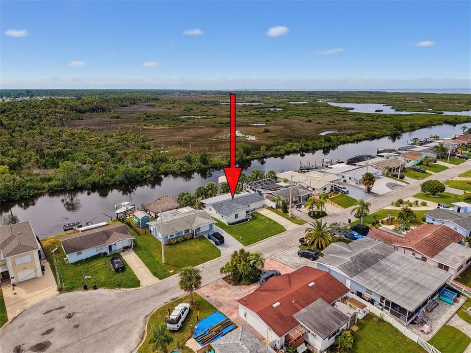 For Sale: $390,000 (2 beds, 2 baths, 1269 Square Feet)