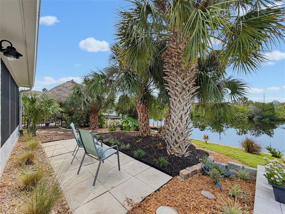 For Sale: $390,000 (2 beds, 2 baths, 1269 Square Feet)