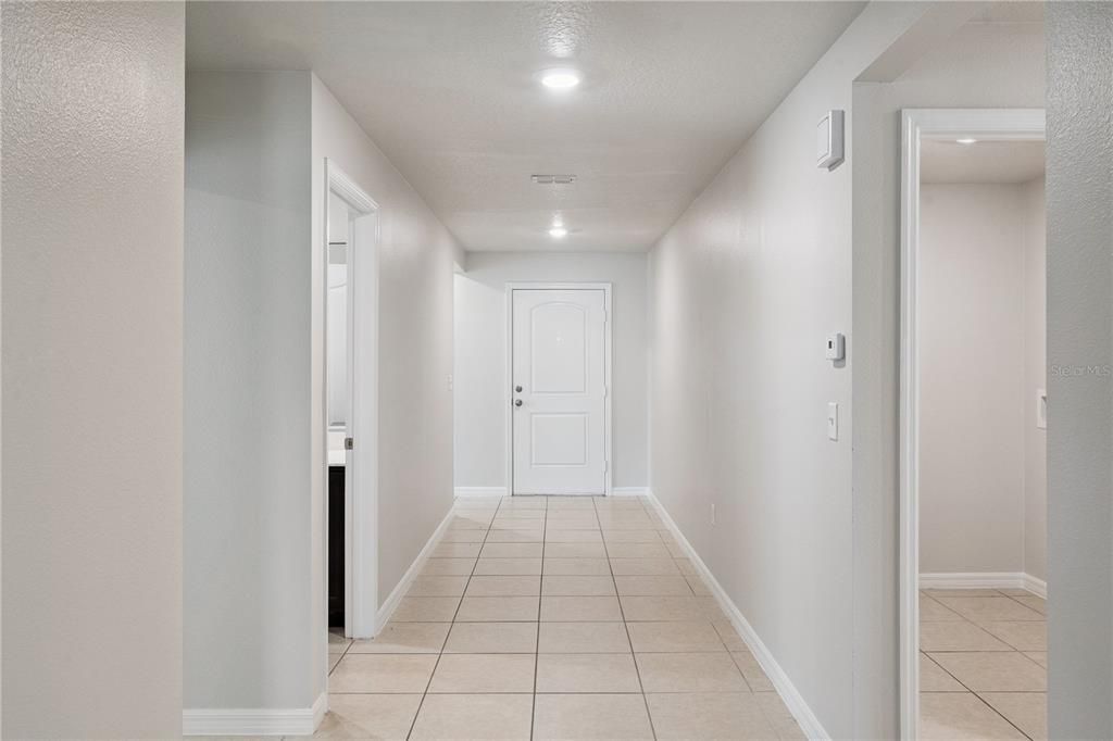 En Venta: $339,900 (5 camas, 3 baños, 1944 Pies cuadrados)